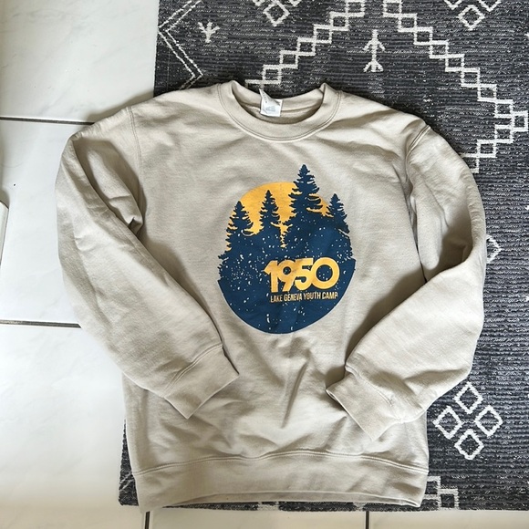 Gildan Tops - Gildan Cotton Vintage Crewneck Summer Camp Graphic Sweatshirt